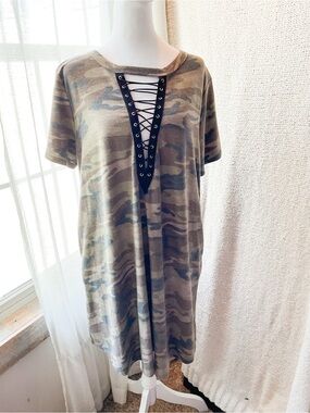 ODDY Camo Lace-Up Midi Dress in Green and Tan